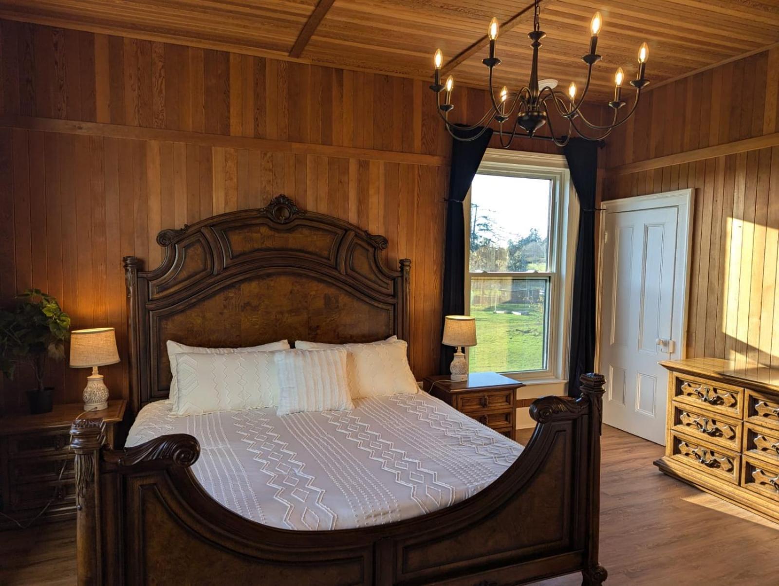 Woodside Farm Country Inn Sooke Exteriér fotografie