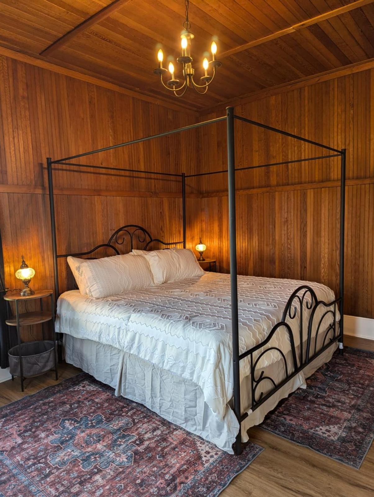Woodside Farm Country Inn Sooke Exteriér fotografie