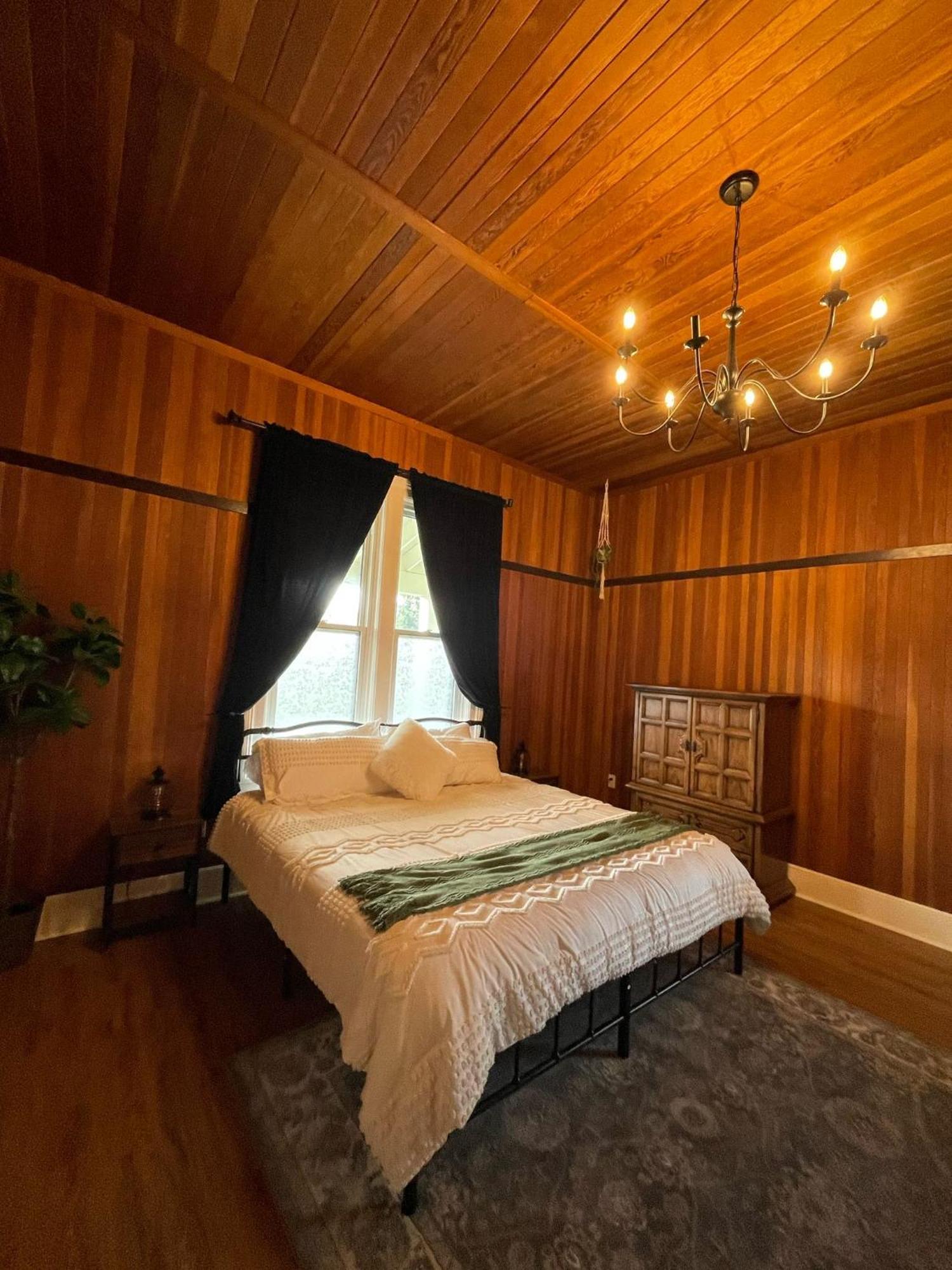 Woodside Farm Country Inn Sooke Exteriér fotografie